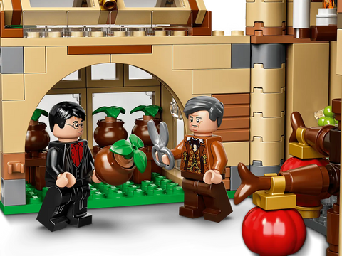 LEGO Harry Potter 75969 Hogwarts Astronomy Tower – Castle Set with 8 Minifigs