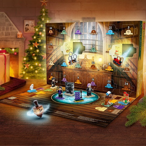 LEGO Harry Potter Advent Calendar 2022 (Set 76404) – 334‑Piece Magical Build‑a‑Day Box with 7 Minifigures, Board Game & Wizarding World Surprises – Ages 7+ | Damaged Packaging!