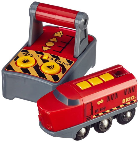BRIO World Remote Control Train Engine 33213 – Battery-Powered Wooden Toy with Controller, Lights & Sound – Compatible with BRIO Railway for Ages 3+