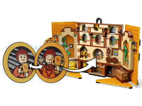 LEGO 6412 Harry Potter Hufflepuff House Banner | Damaged Packaging