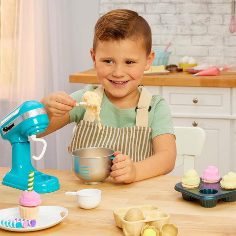 Little Tikes Creative Chefs Baker’s Kit | Pretend Play Baking Set with Make-It Mix Sand – Age 3+